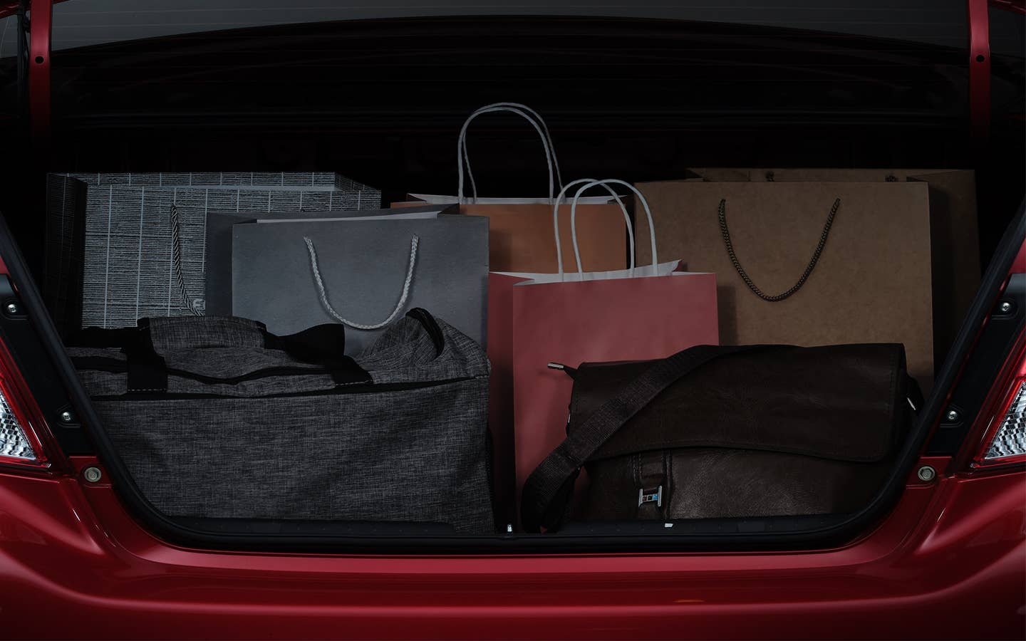 mirage g4 trunk space